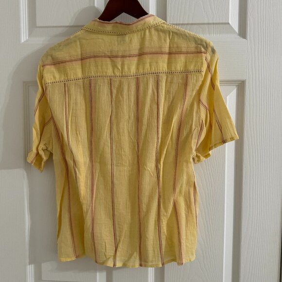 GAP Women's Button Down Shirt, Size XL - Picture 6 of 11